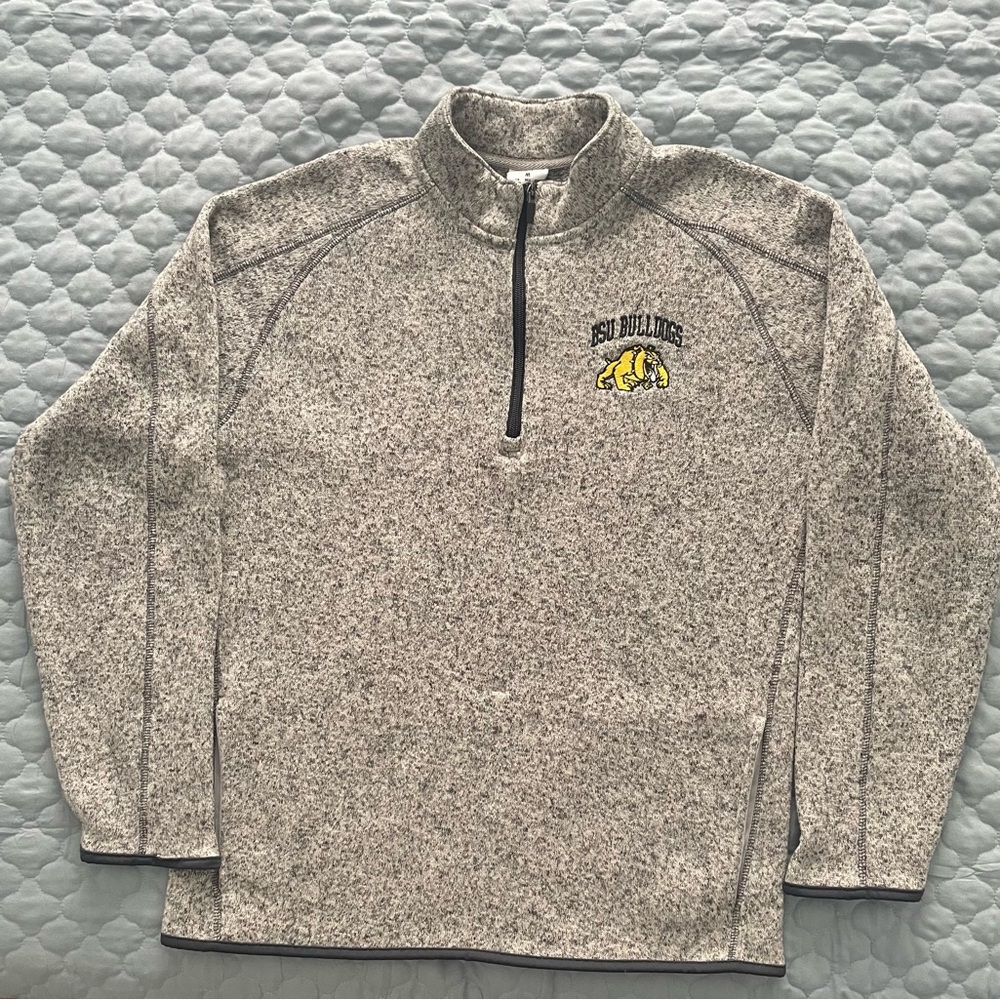 Bowie State University Champion Men's Zip Up Sweater Size Medium with pockets